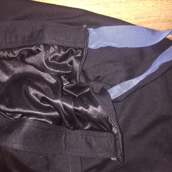 Very elegant black A line skirt. Size S - Picture 4 of 8